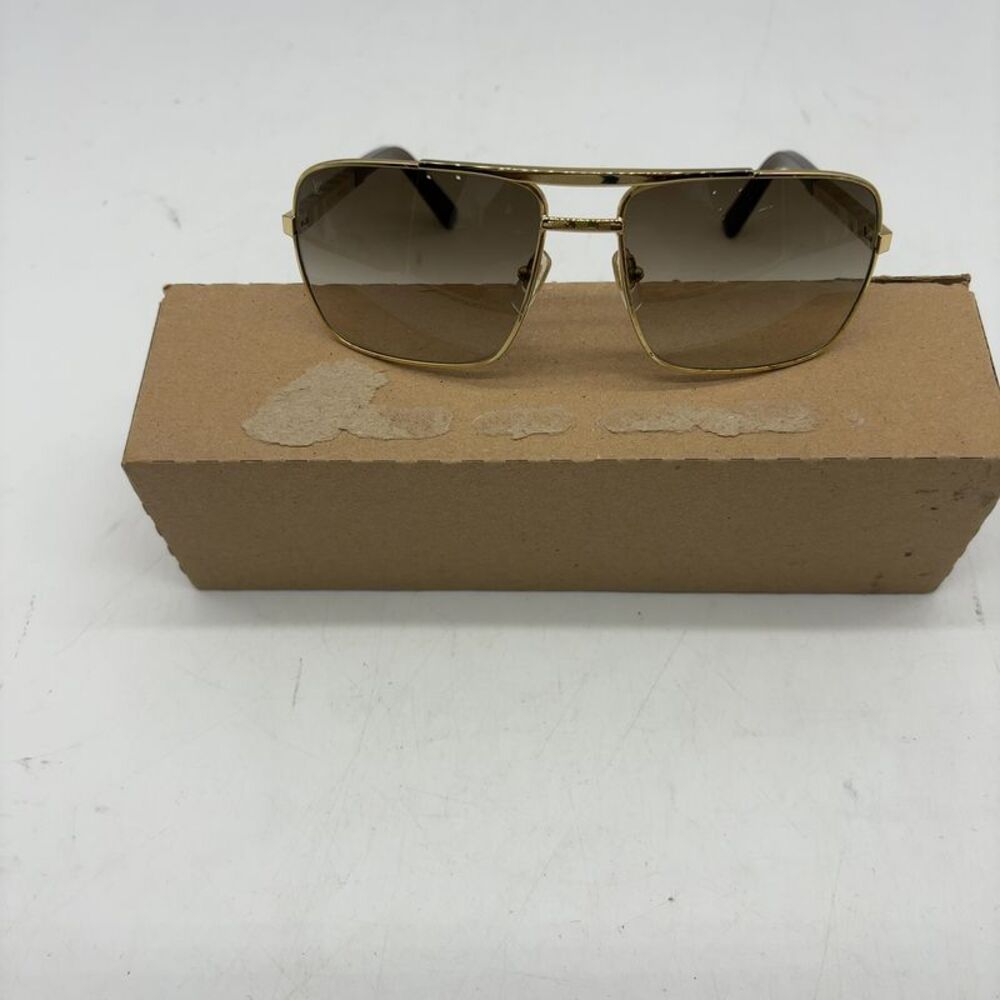 Louis Vuitton Gold Frame Sunglasses with Brown Gradient Lenses